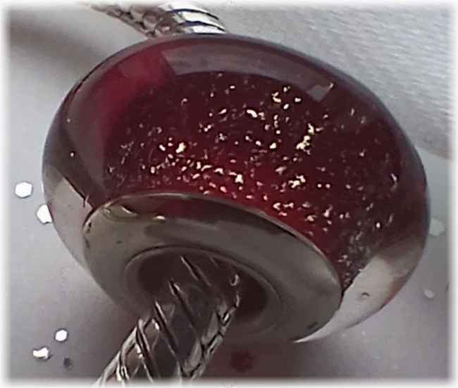 Murano Glas Charm 925er Sterling Silber goldene Sprenkel in Bordeaux  