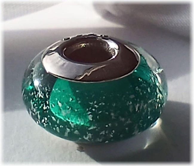 Murano Glas Charm 925er Sterling Silber Sprenkel in Mintgrün 