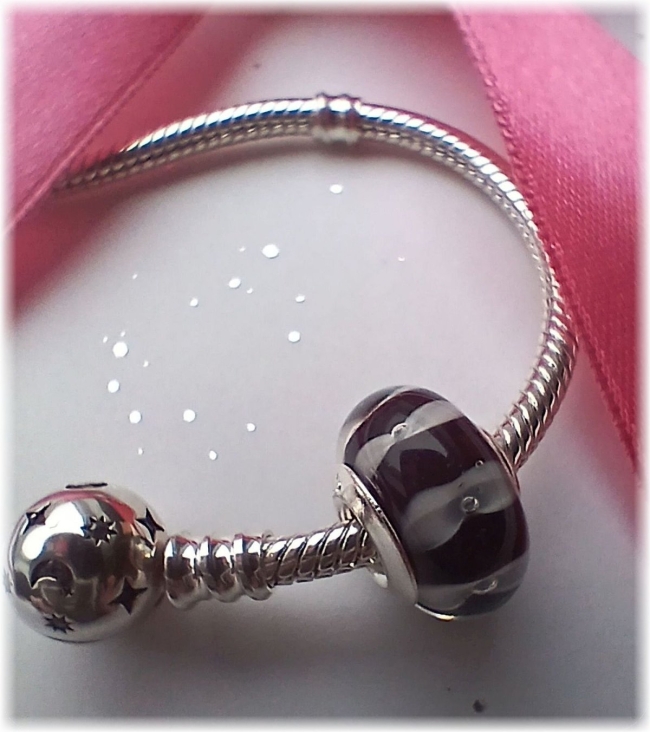 Murano Glas Charm 925er Sterling Silber mit Zirkonia Streifen Schwarz Weiß 