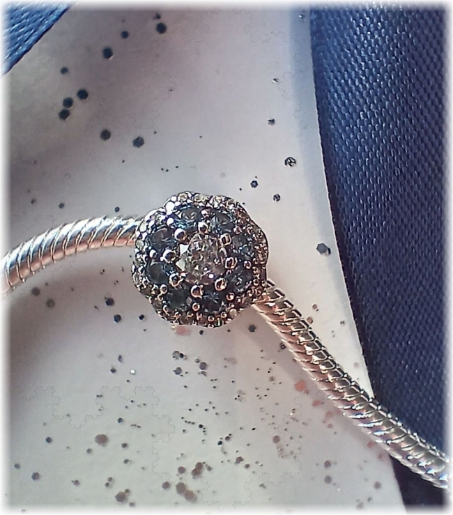 Charm 925er Sterling Silber Pavé Perle Nachtviole Blau mit Zirkonia