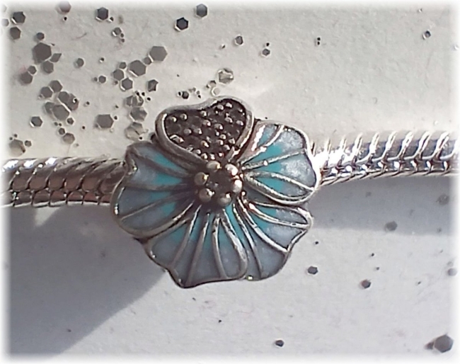 Charm Blumenperle 925er Sterling Silber mit Zirkonia Veilchen Hellblau
