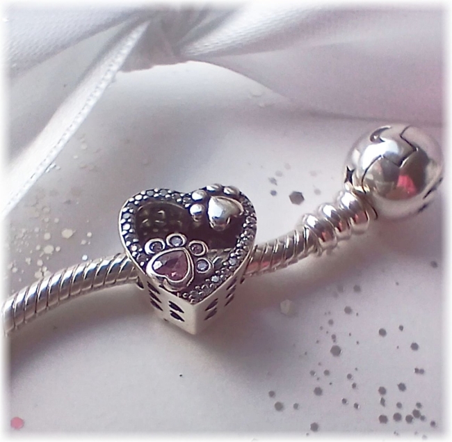 Charm Herzperle 925er Sterling Silber mit Zirkonia ein Herz für Pfoten 
