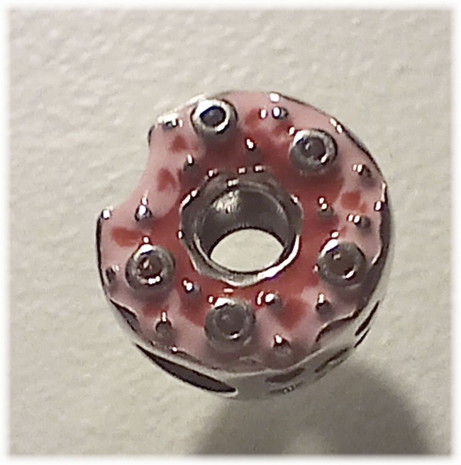Charm 925er Sterling Silber mit Zirkonia süßer Cake mit Silberzuckerverzierung 