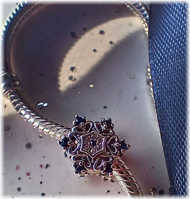 Charm Stern 925er Sterling Silber blaue Schneeflocke mit Zirkonia 