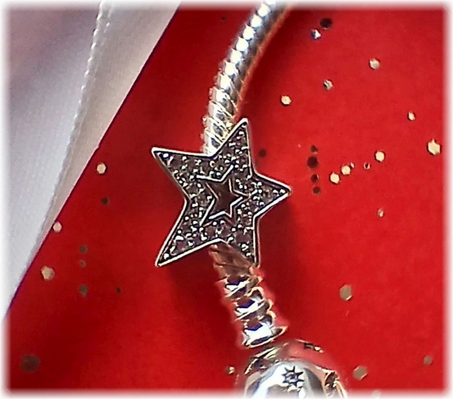 Charm 925er Sterling Silber mit Zirkonia Stern im Stern Silber